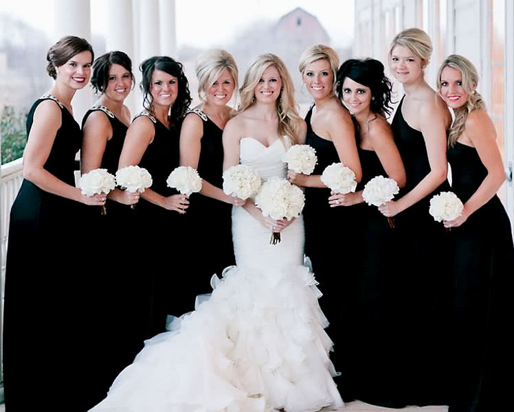 Черно-белые платья для подружек невесты, идеи и фото образов