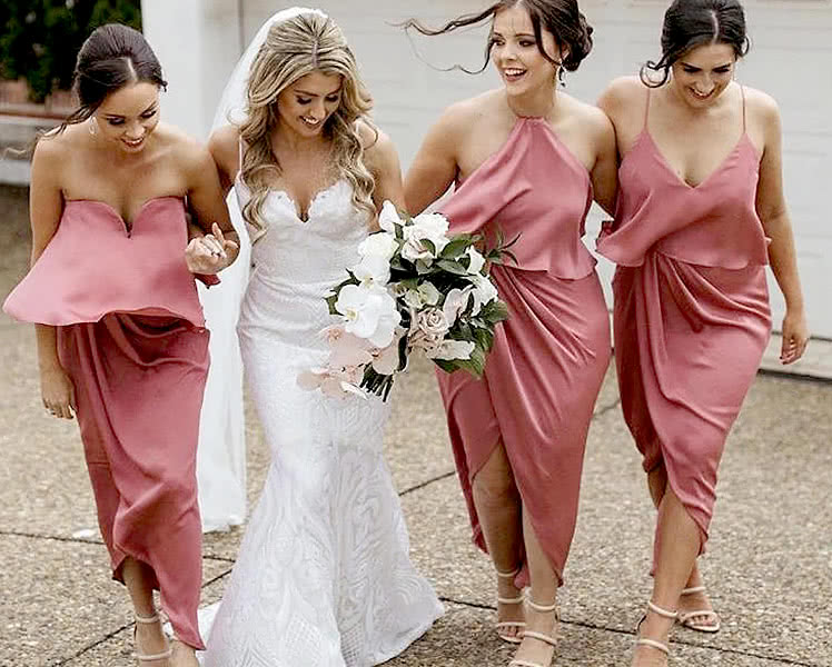 Платья подружек невесты в одной цветовой гамме