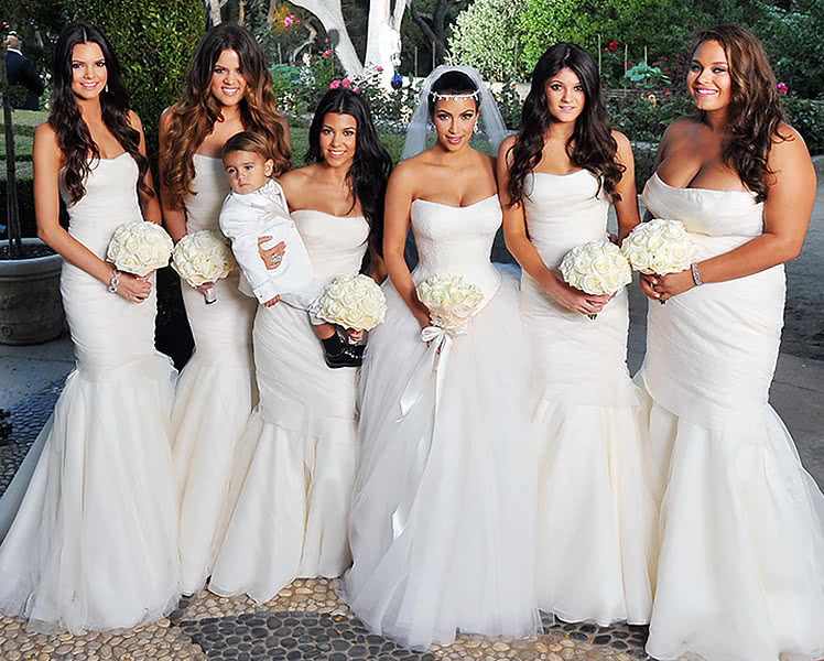Какие платья для подружек невесты выбирают знаменитости