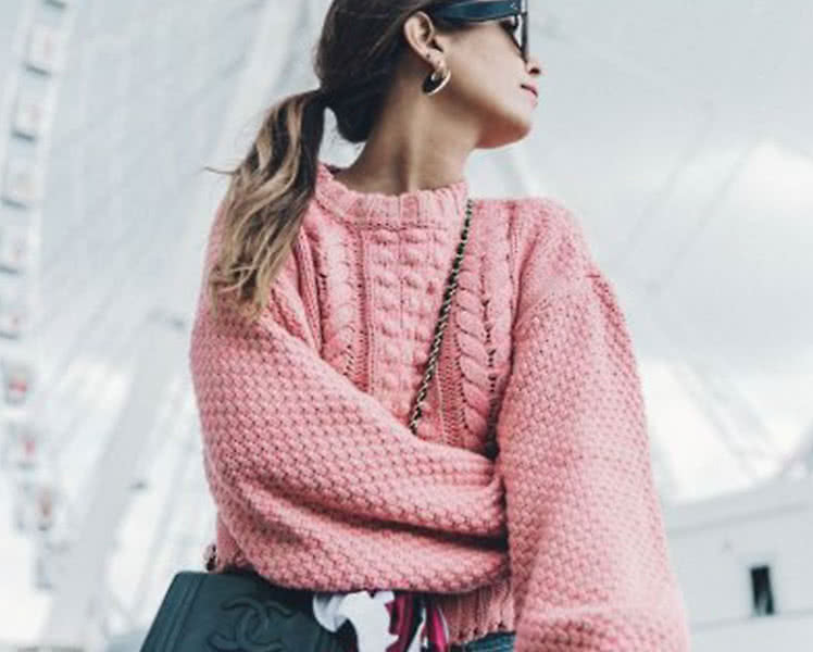 Модные женские свитера и джемперы с оригинальными рукавами