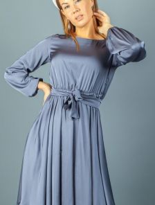 Короткое шелковое голубое нарядное платье на запах