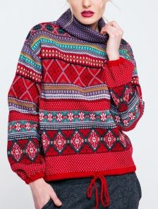 Теплый свитер в ярких и сочных цветах с интиресным рисунком