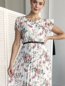 Шифоновое летнее платье c юбкой-плиссе в цветочек
