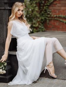 Нарядное шифоновое белое платье большого размера в пол с поясом