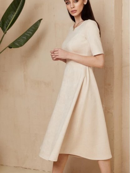 Красивое платье молочного цвета миди длины, фото 1