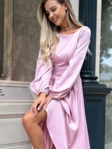 Коктейльное лилово-розовое платье на длинный рукав миди длины