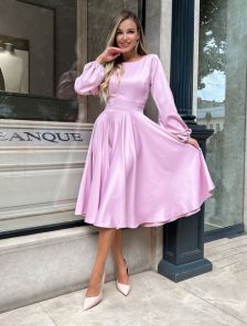 Коктейльное лилово-розовое платье на длинный рукав миди длины