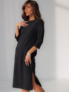 Шерстяное черное платье с рукавом 3/4 миди длины с разрезами