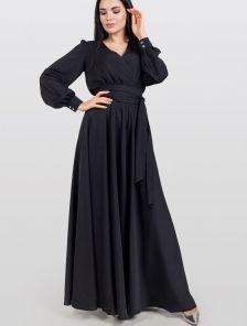Длинное красивое платье черного цвета