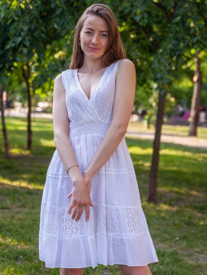 Короткое белое хлопковое платье с кружевами, фото 1