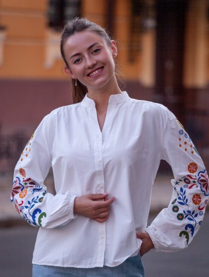 Натуральная белая рубашка с вышивкой, фото 1
