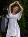 Шикарное маленькое белое платье с короткими рукавами, фото 2