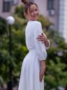 Классическое белое платье-миди трапеции с рукавами-фонариками и съемным поясом для помолвочных фотографий, фото 5