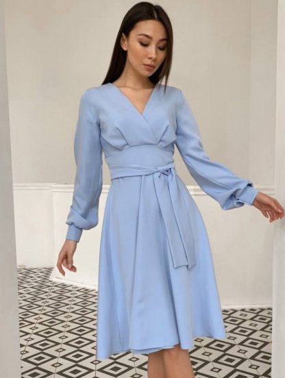 Голубое платье-миди со съемным поясом идеальный коктейльный наряд для гостей на свадьбе, фото 1