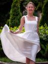 Шикарное атласное платье-миди с квадратным вырезом белого цвета — идеально для весны и лета, фото 7