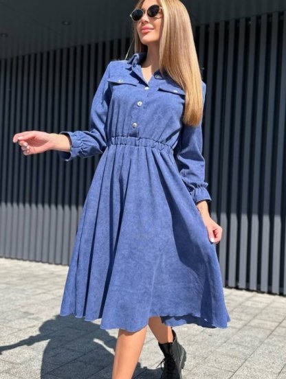 Модное синее платье-миди на пуговицах: повседневная с воротником-стойкой, рукавом 3/4 и эластичным поясом, фото 1