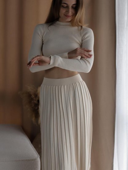 Женский стильный костюм с юбкой в рубчик, фото 1