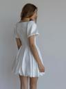 Коктейльное короткое пышное платье с коротким рукавом белого цвета, фото 5