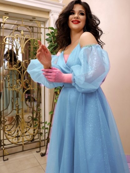 Светлое голубое платье с открытыми плечами и сьемным рукавом, фото 1