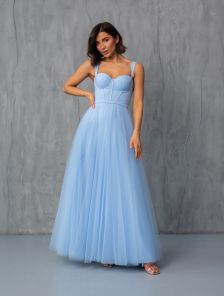 Красивое длинное корсетное платье голубого цвета