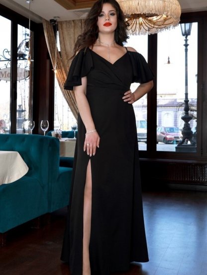 Длинное черное платье-макси с тонкими бретелями и разрезом сбоку — идеально для вечеринок, фото 1