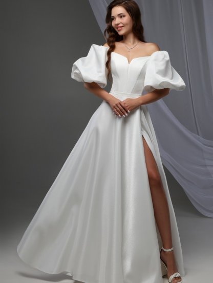 Длинное свадебное платье с открытыми плечами, фото 1