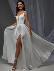 Длинное атласное платье для невесты