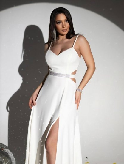 Вечернее длинное белое платье с разрезом на тонких бретелях, фото 1