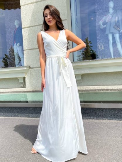 Длинное белое платье без рукавов, фото 1