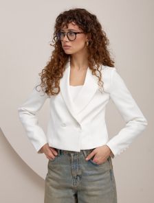 Стильный белый женский короткий пиджак