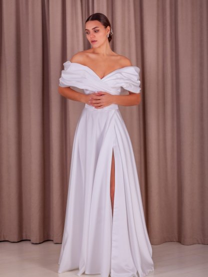 Длинное вечернее белое платье с отрытыми плечами, фото 1