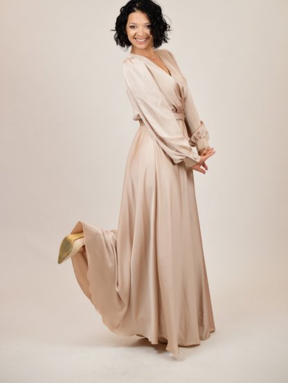 Длинное светлое платье для полных большого размера, фото 1