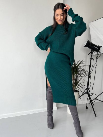 Вязаний женский теплый костюм-двойка: кофта и длинная юбка, фото 1