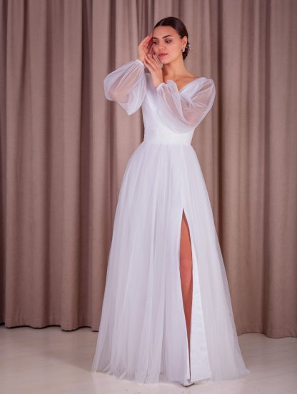 Красивое белое платье в пол с длинными рукавами и разрезом на ноге, фото 1