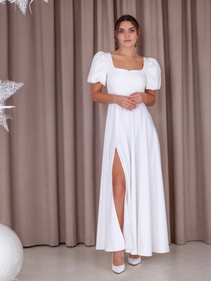 Белое вечернее платье в пол с рукавами пуф и разрезом по ноге, фото 1