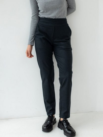 Черные шерстяные женские брюки с зауженой штаниной к низу размеров 48, 50, 52, фото 1