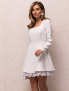 Короткое коктейльное платье с красивой юбкой