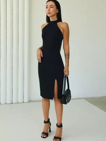 Черное платье с открытой спиной и разрезом на ноге, фото 1