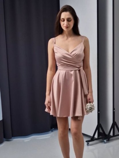 Короткое светлое платье на выпускной вальс, фото 1