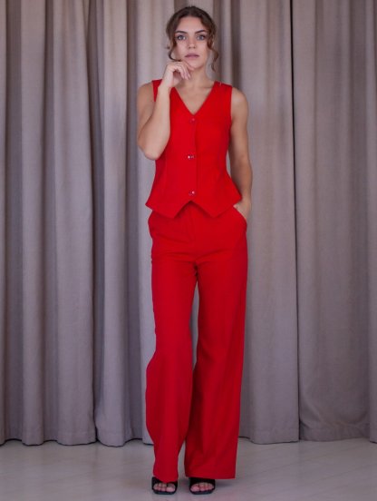 Повседневный костюм двойка с жилеткой красного цвета, фото 1