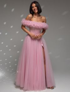 Светлое розовое корсетное платье с цветами на выпускной или для невесты