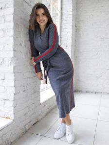 Теплое шерстяное серое платье, 70% шерсти