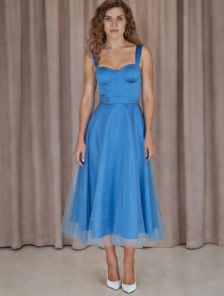 Женское корсетное светло синее платье ниже колен