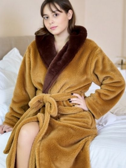 Бежевый домашний теплый халат с поясом и карманом, фото 1
