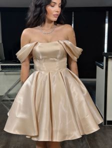 Нарядное светлое мини платье на выпускной или день рождения