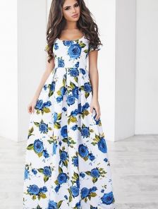 Невероятное белоснежное платье в синие цветы