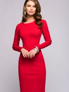 Красное шерстяное платье миди длинны с длинным рукавчиком