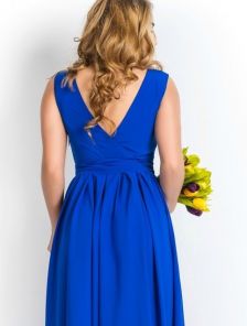 Синее платье в пол с открытой спиной