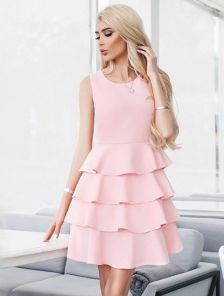 Кокетливое и романтичное платье мини в розовом цвете