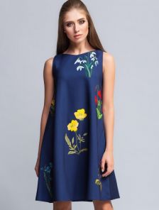 Темно-синее платье свободного кроя с цветочным принтом
